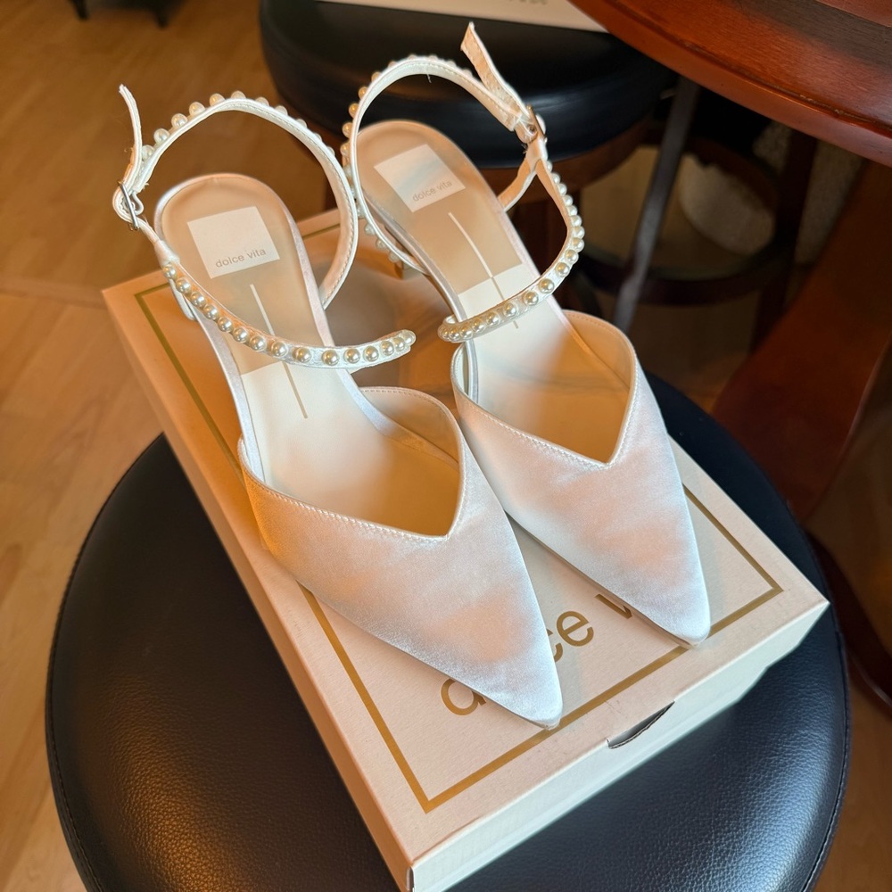 Dolce Vita Kamra Pearl Heels True White Satin